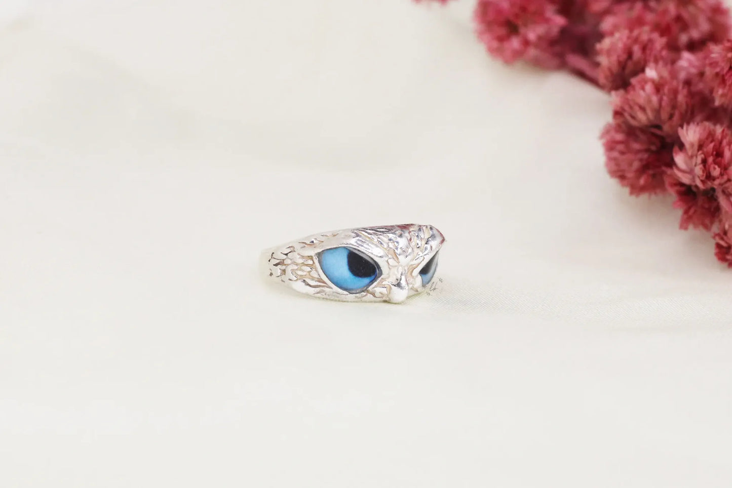 Owl Eye Sterling Silver Ring – Mystical and Bold Statement Jewelry