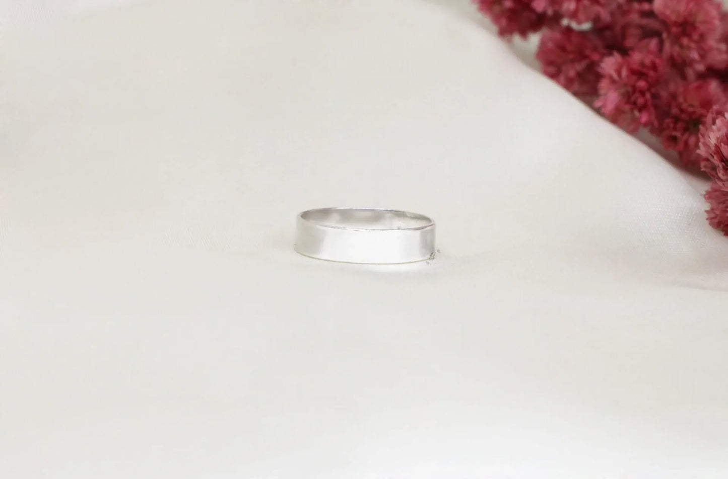 Classic Sterling Silver Band – Elegance in Simplicity