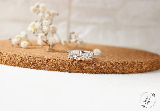 Blooming Elegance: 950 Sterling Silver Floral Band Ring – Handmade Artisan Jewelry